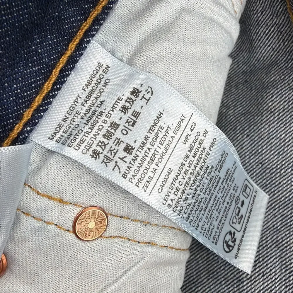 Levi's Men's Dark Wash  Non Stretch Straight Leg 501 Original Jeans Size 32 x 34